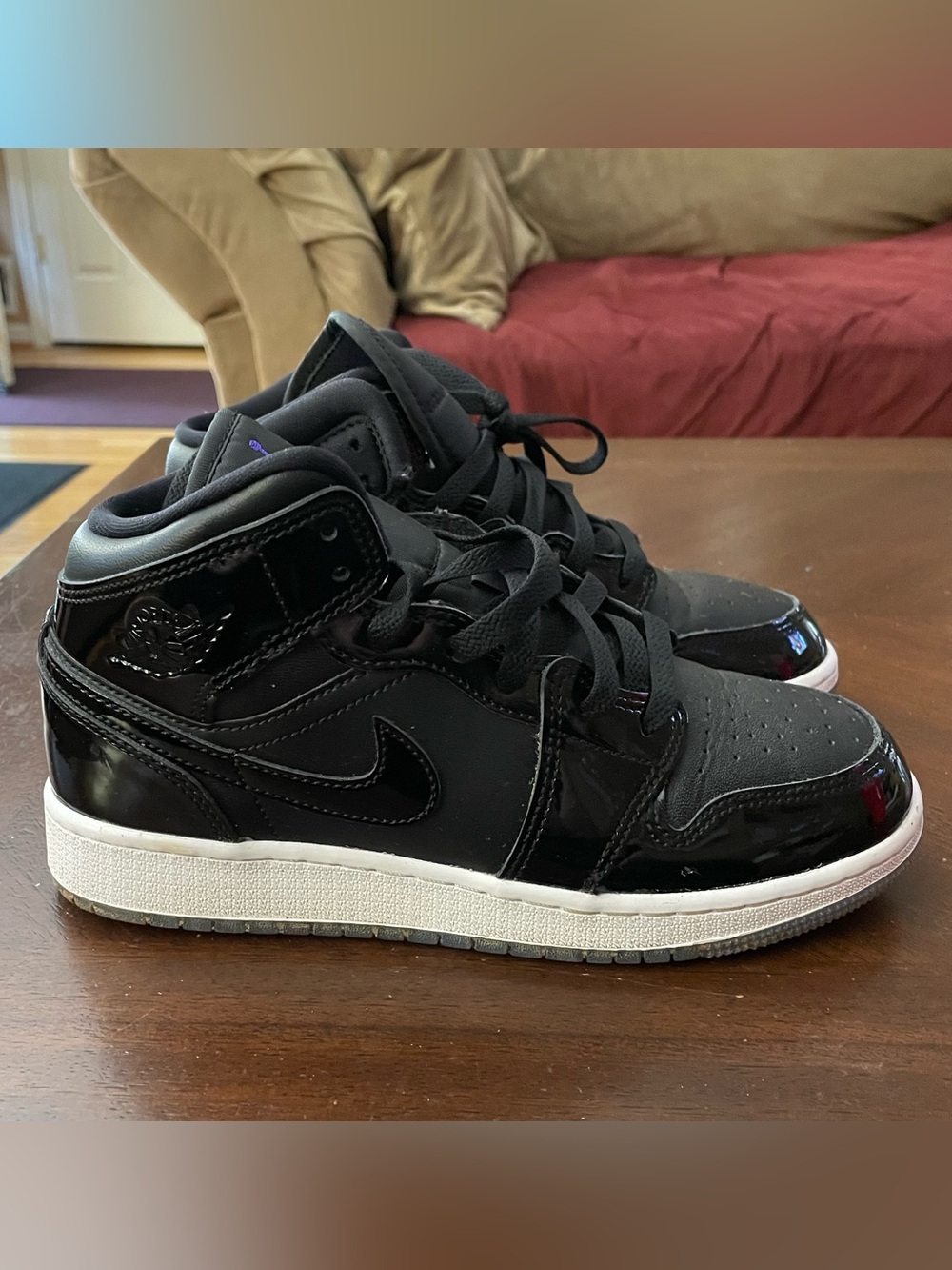 JORDAN 1 SZ 4.5